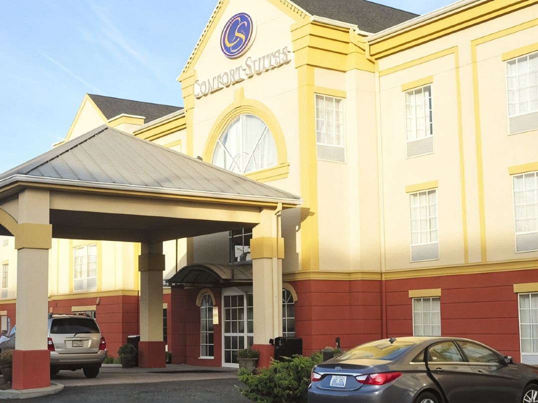 Comfort Suites Newark - Harrison