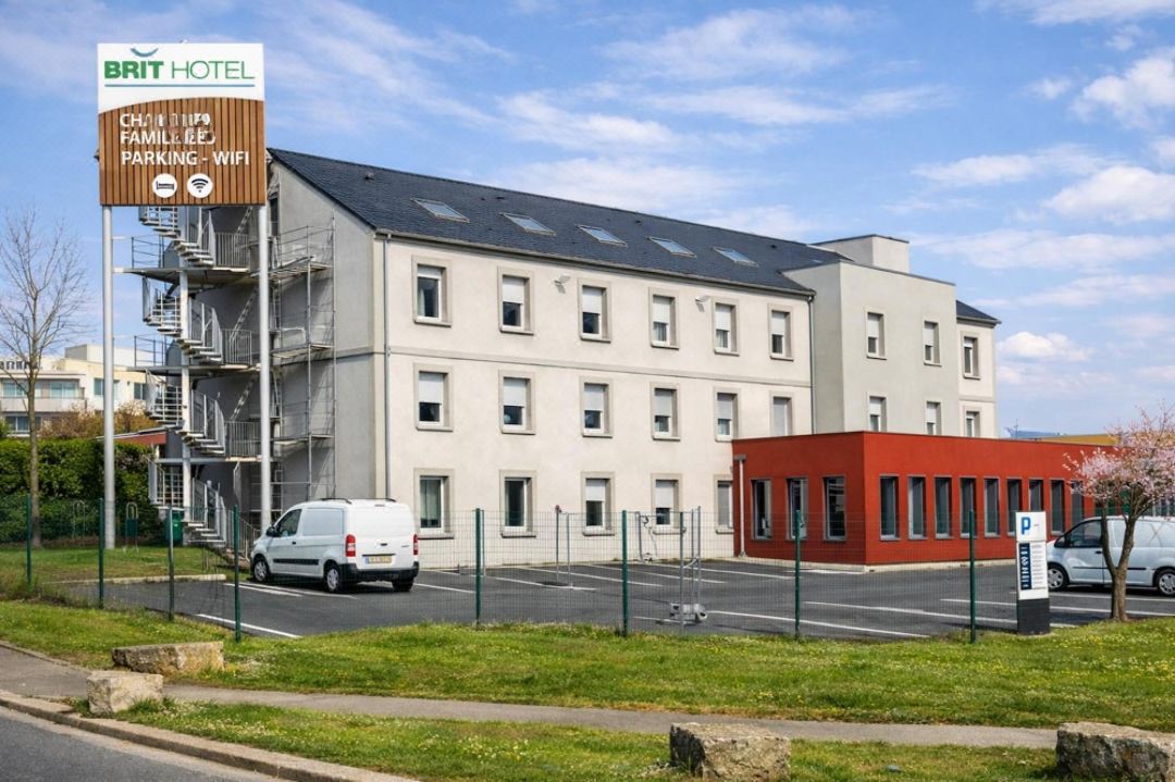 Brit Hotel Confort Roissy Saint-Witz