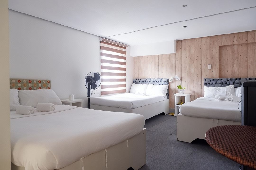 Sunset View Ridge Residences = 日落景觀山脊住宅