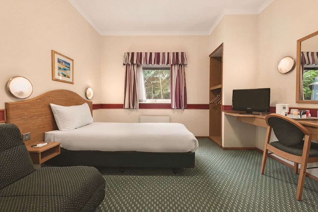 Days Inn by Wyndham Donington A50