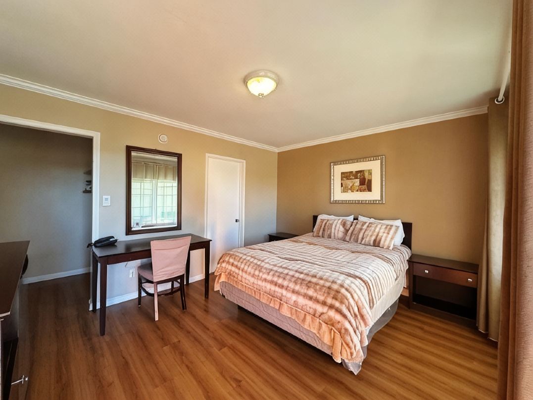 Royal Inn and Suites