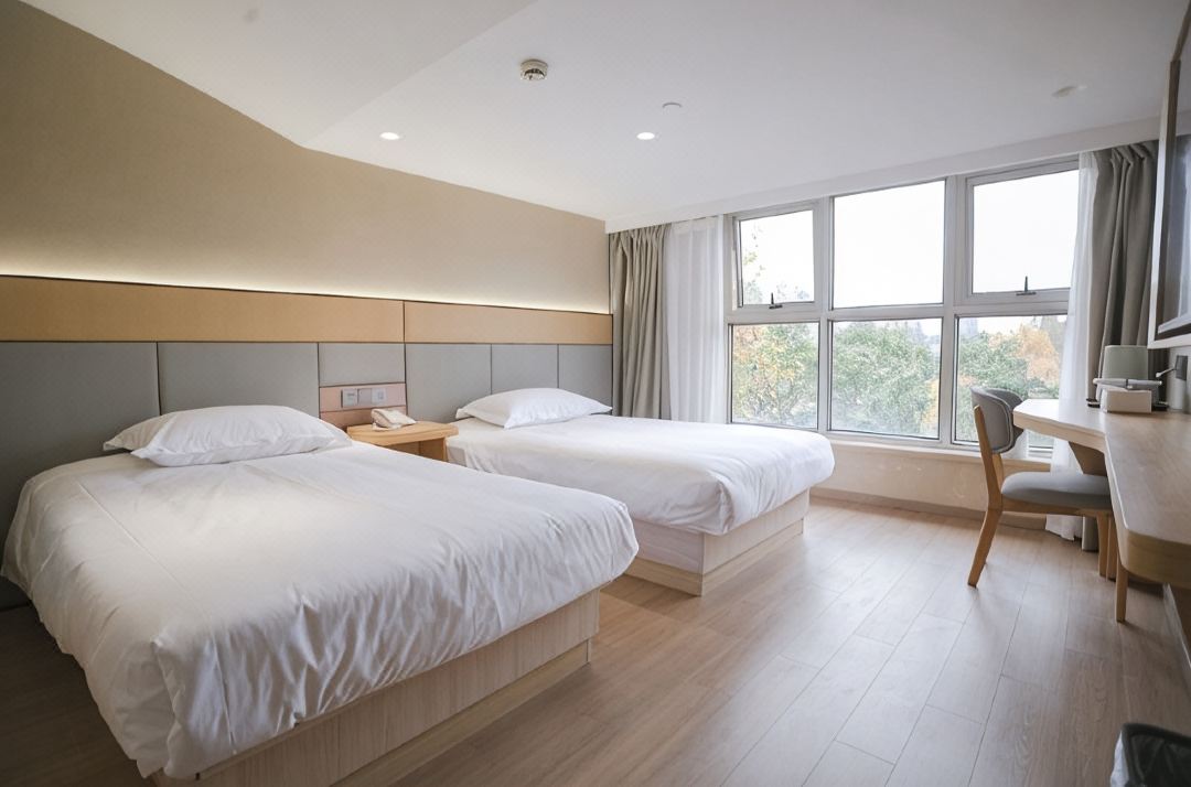 Xinrenren Hotel (Shanghai Daning International Zhabei Park Branch)