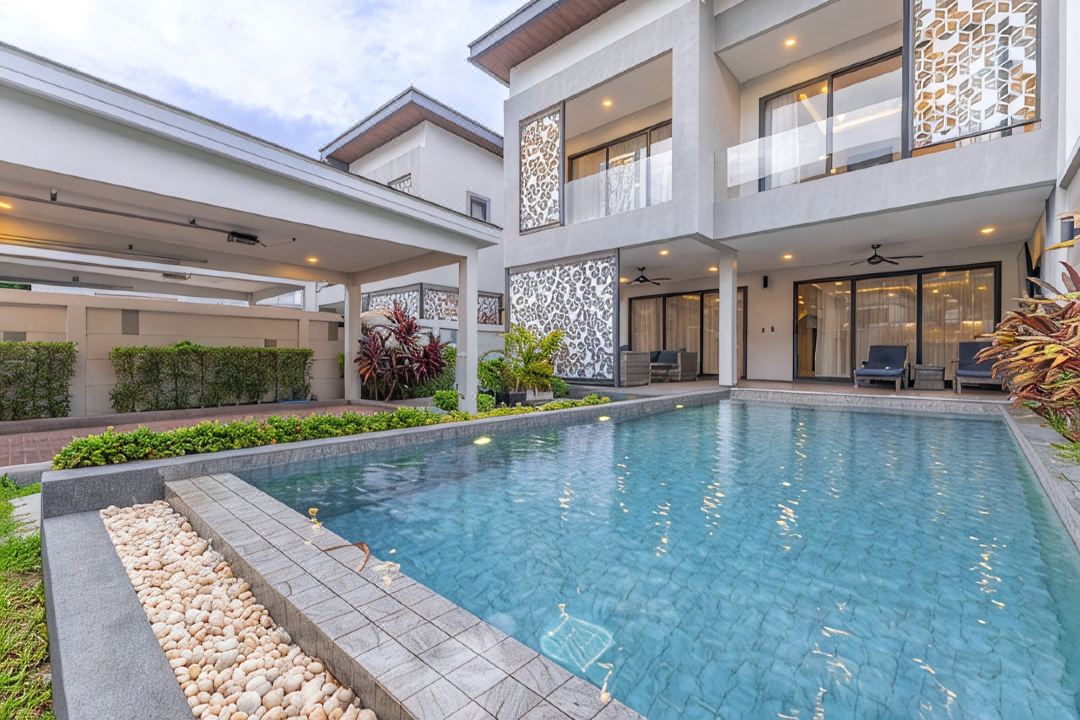 Thaihome Luxury 3+1 b in Jomtien