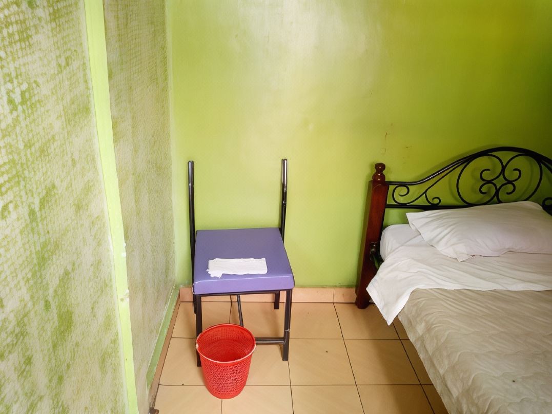 Safe Life Lodge