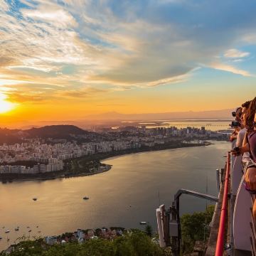 巴西 里约热内卢精华半日游 糖面包山日落/基督像/塞拉隆阶梯 巴西 里约热内卢精华半日游 糖面包山日落/基督像/塞拉隆阶梯