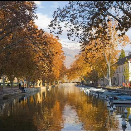 瑞士日内瓦科佩城堡+尼永城堡+莫尔日城堡人文小镇一日游 瑞士日内瓦科佩城堡+尼永城堡+莫尔日城堡人文小镇一日游