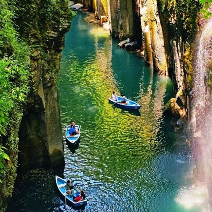 日本熊本上色见熊野座神社&宫崎高千穗峡&天安河原 樱花一日游 日本熊本上色见熊野座神社&宫崎高千穗峡&天安河原 樱花一日游