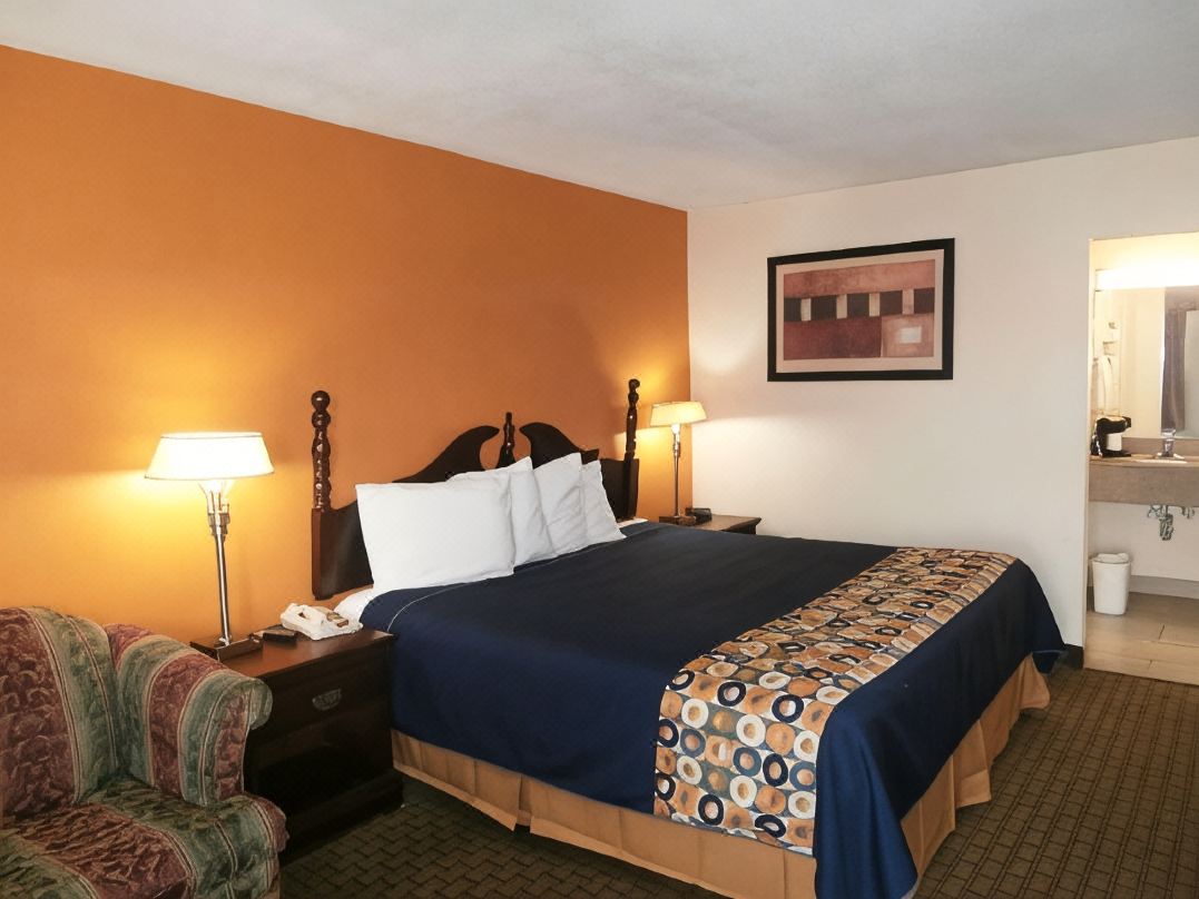 Newnan Lodge