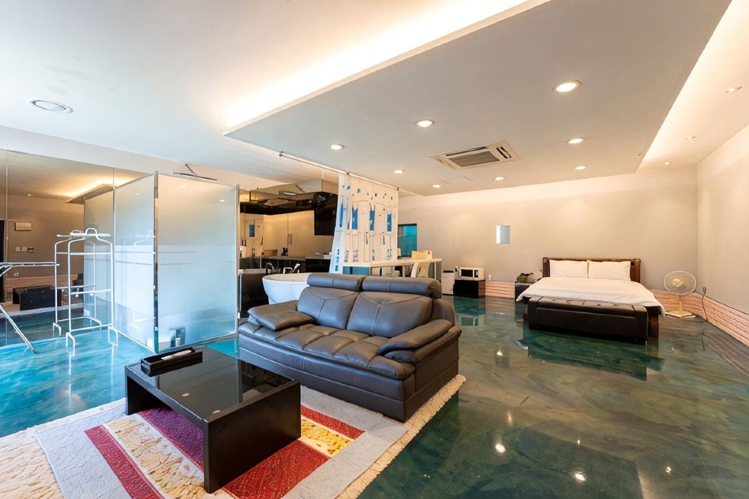 Yangpyeong New Space Pension (Spa, Hotel Bedding, Rooftop BBQ)