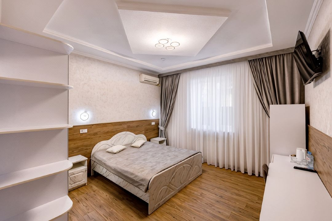 Sem' Ognej Hotel