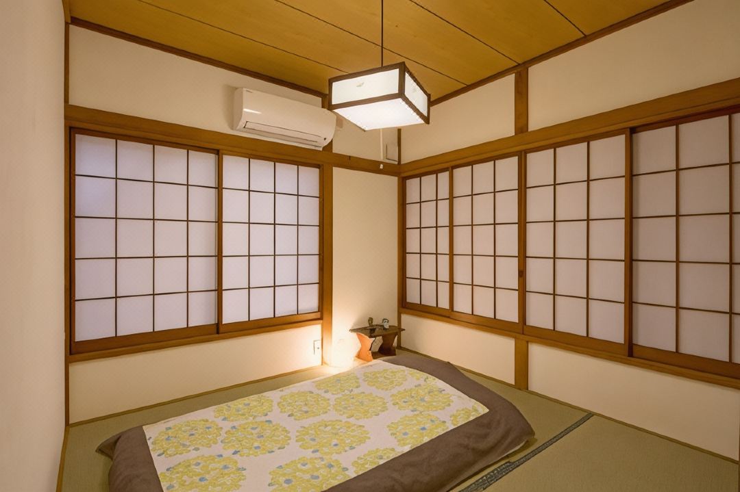 希娜和一平旅館