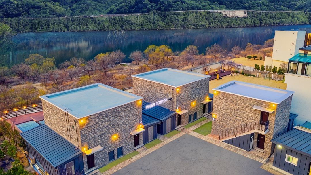 Chuncheon (Namiseom) River North Pool Villa