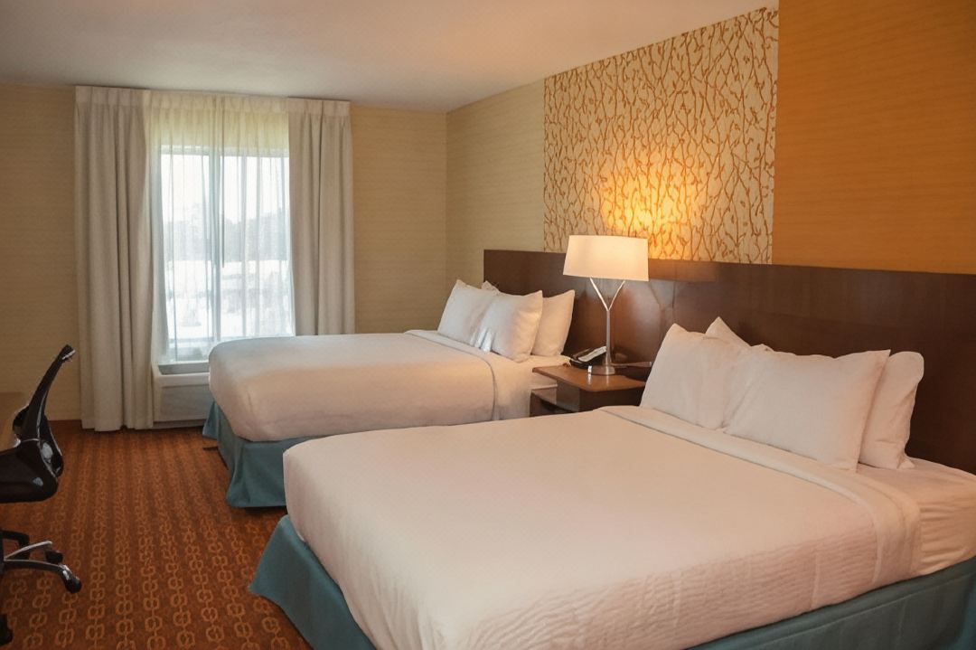 Peach Tree Inn and Suites