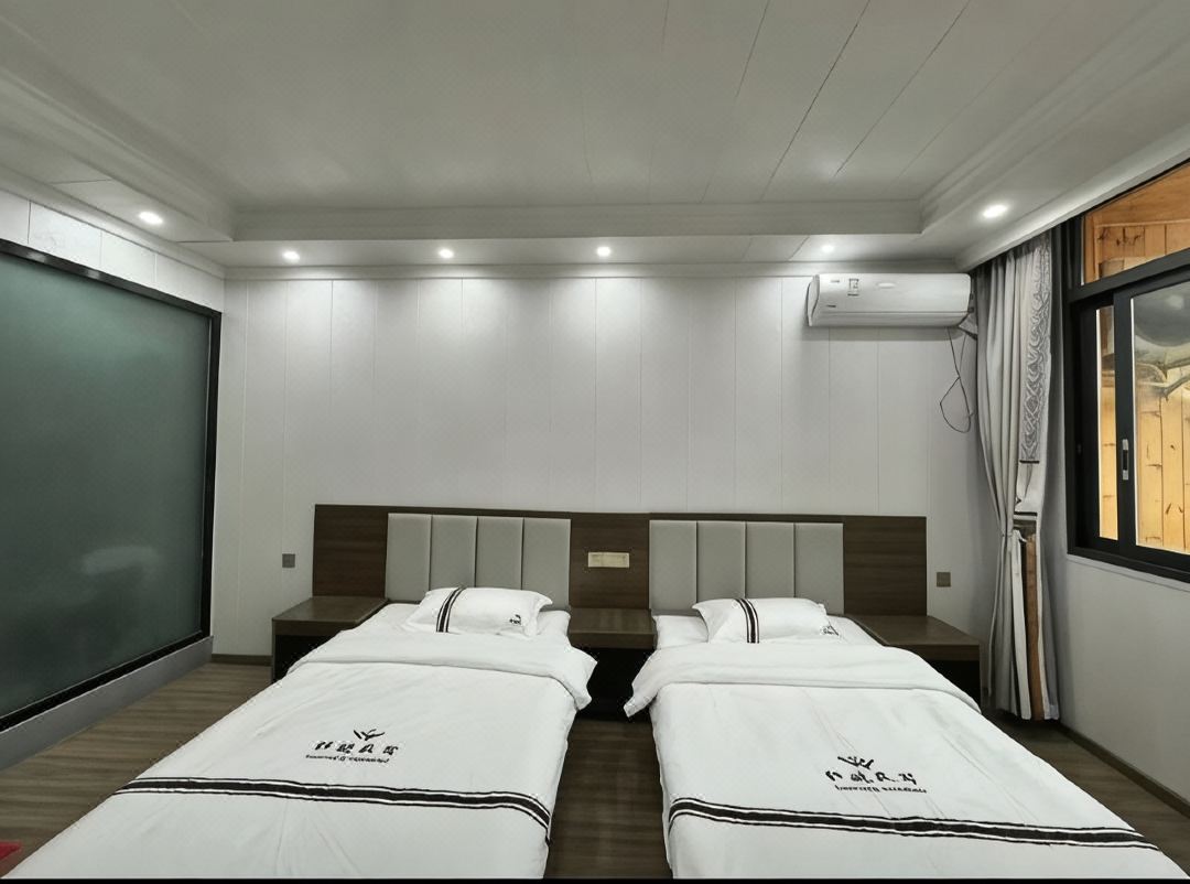 Ya'an Shangli Ancient Town Xuanhang Homestay