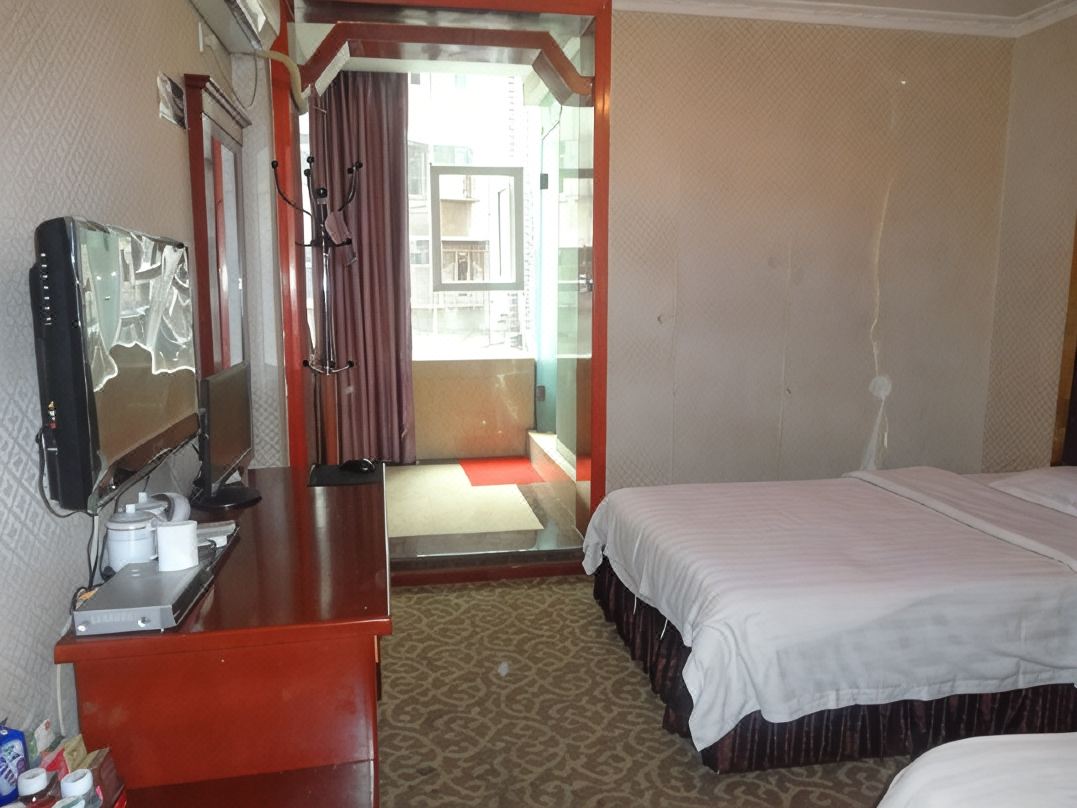 Bazhong Jinrihong Hotel
