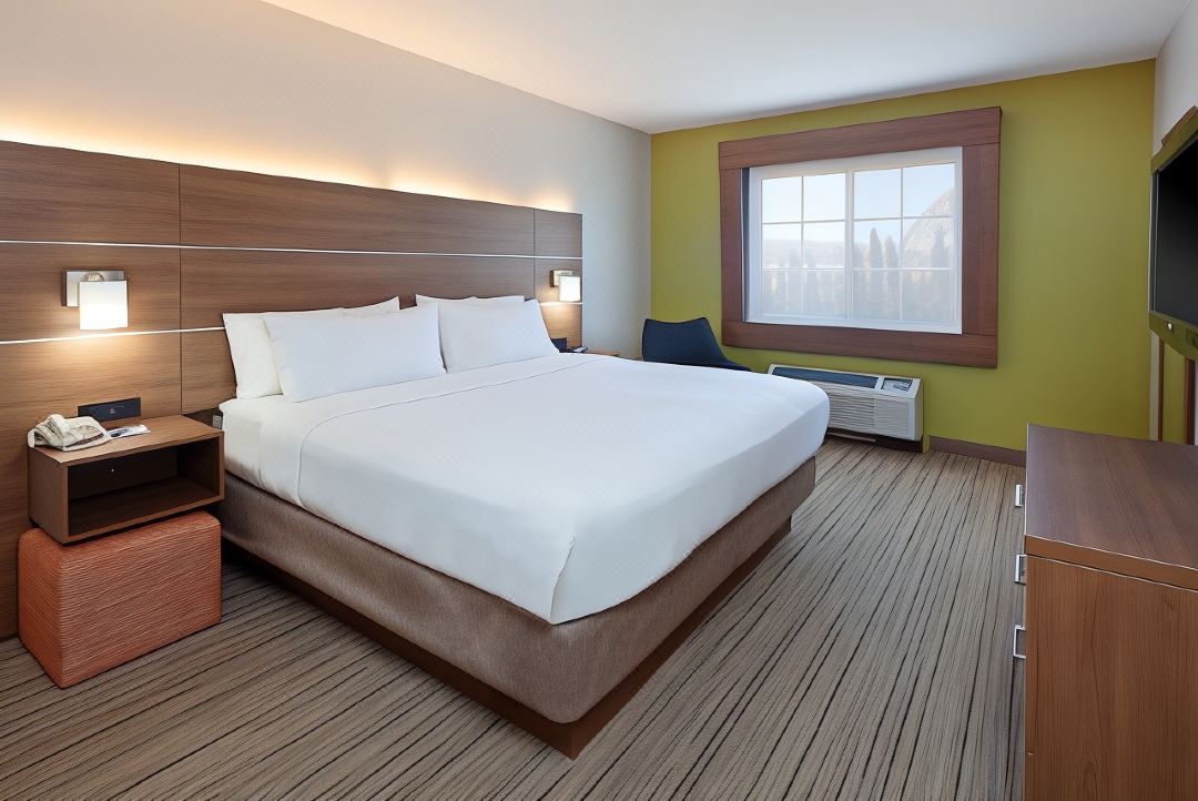 Holiday Inn Express & Suites San Diego-Escondido