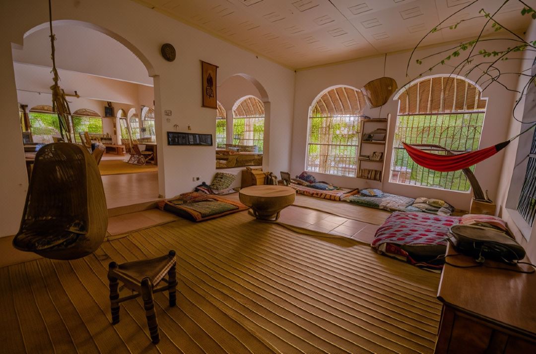 Distant Relatives Ecolodge & Backpackers