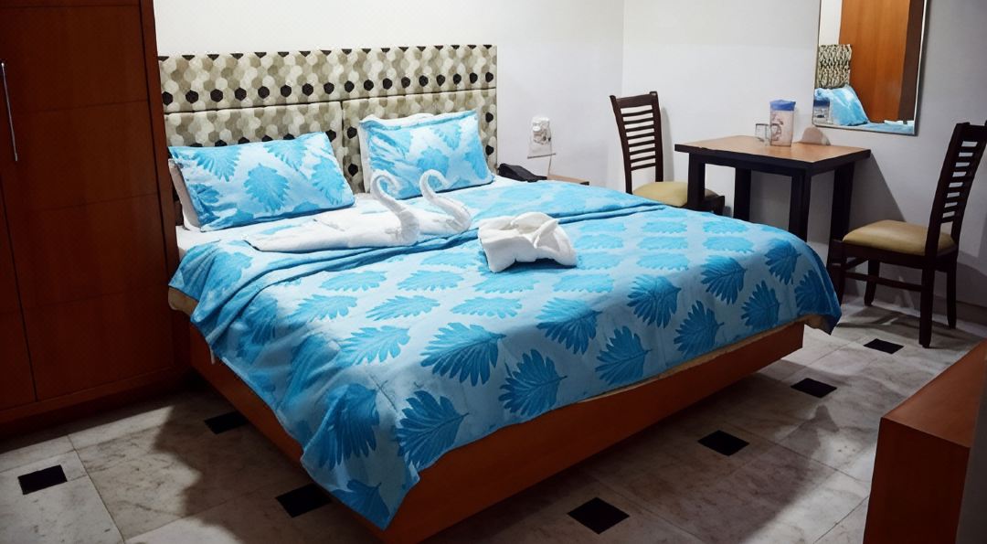 Hotel Ganga Azure