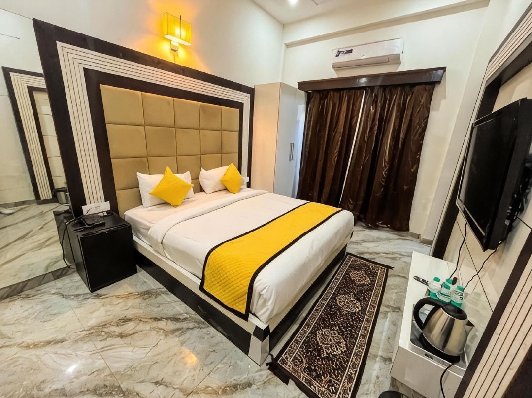 Hotel Atlantiis Suites by Signature Stay