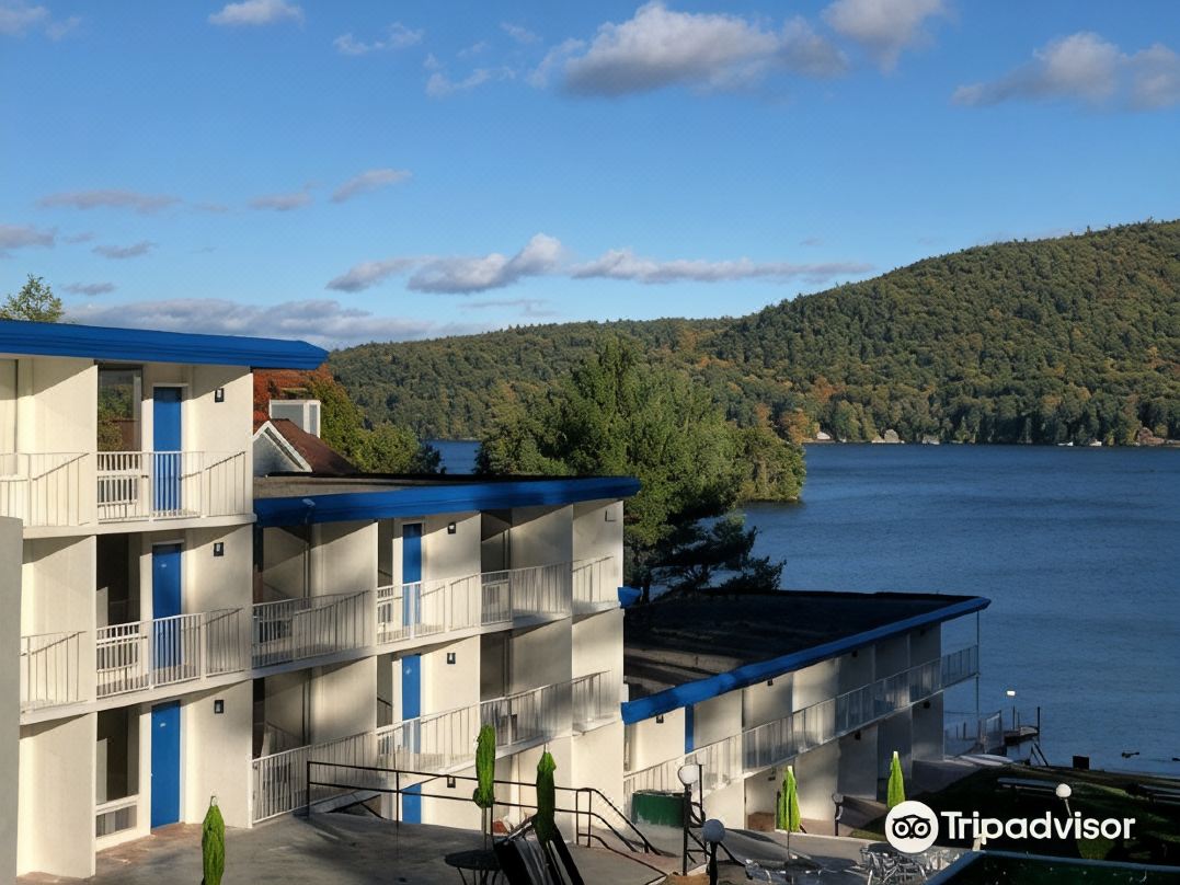 Lakefront Terrace Resort