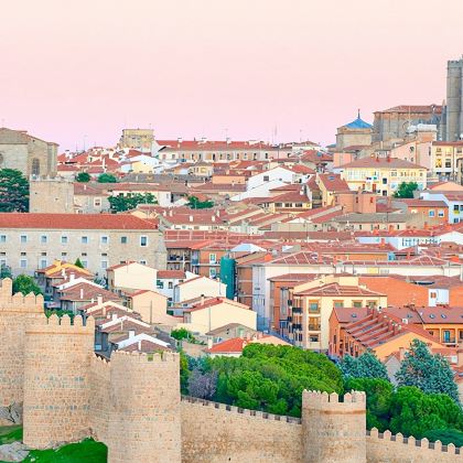 西班牙马德里阿维拉古城+主教座堂+圣特雷莎修道院一日游 西班牙马德里阿维拉古城+主教座堂+圣特雷莎修道院一日游