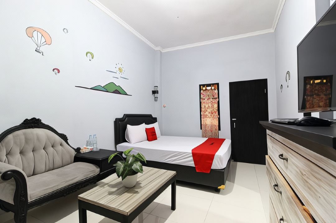 RedDoorz Near Graha Saba Ugm