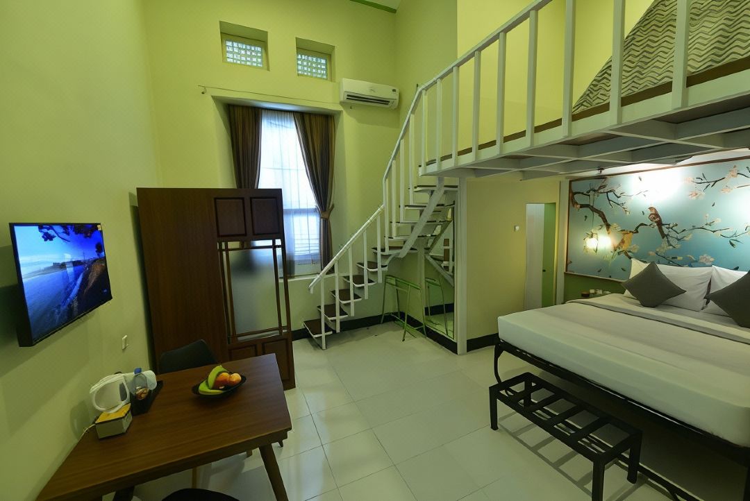 Hotel Irian Surabaya