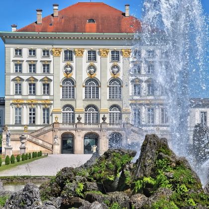 德国玛丽亚广场|慕尼黑王宫|宁芬堡宫公园亲子一日游 德国玛丽亚广场|慕尼黑王宫|宁芬堡宫公园亲子一日游