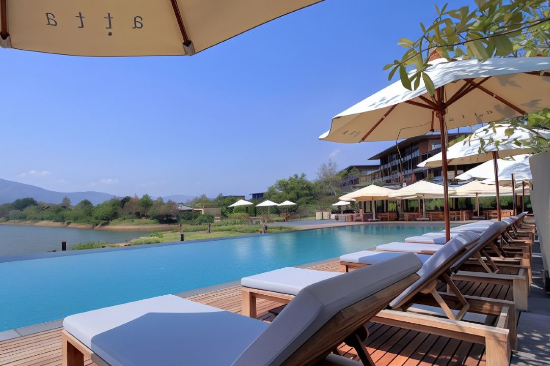 Atta Lakeside Resort Suite