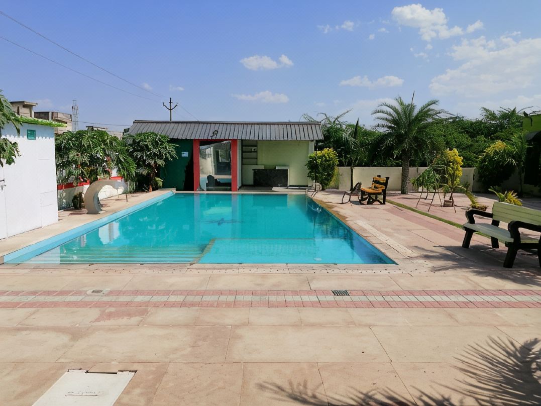 Palm Farm House Resort & Swimming Pool