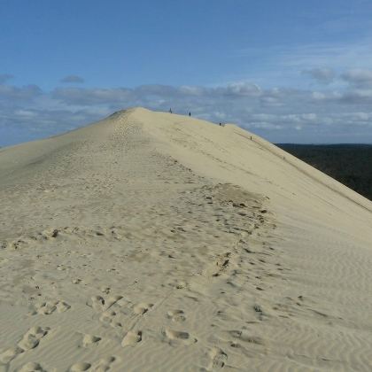 法国波尔多+比拉沙丘+圣埃米利永+白马酒庄一日游 法国波尔多+比拉沙丘+圣埃米利永+白马酒庄一日游