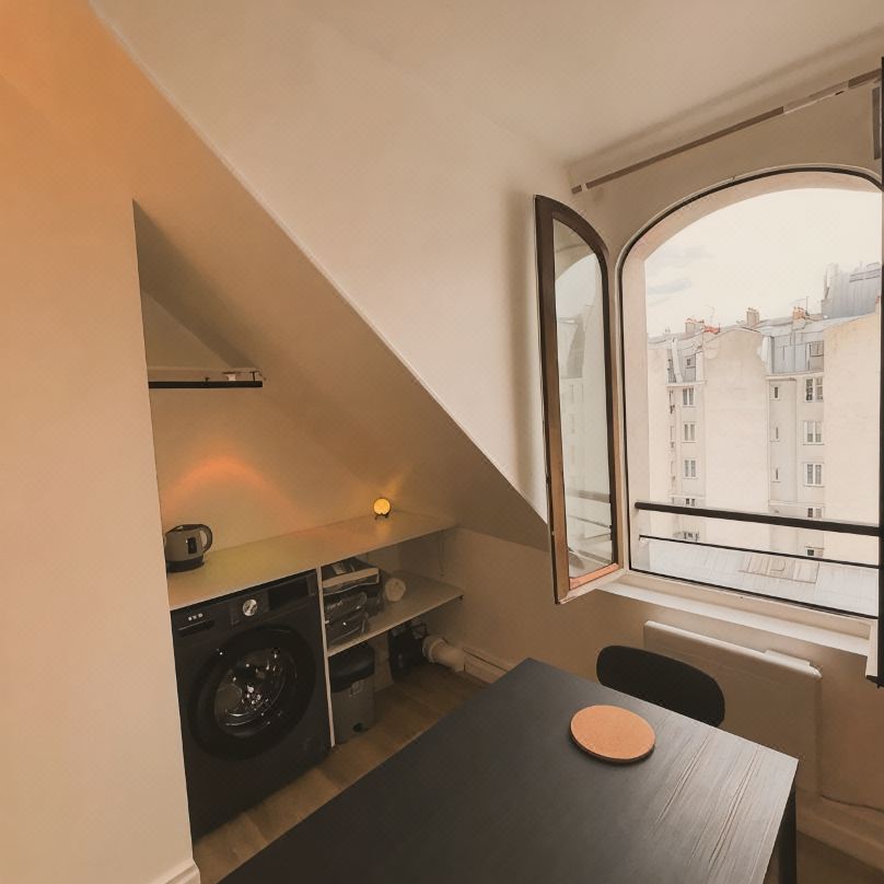 Stylish Studio near Bastille