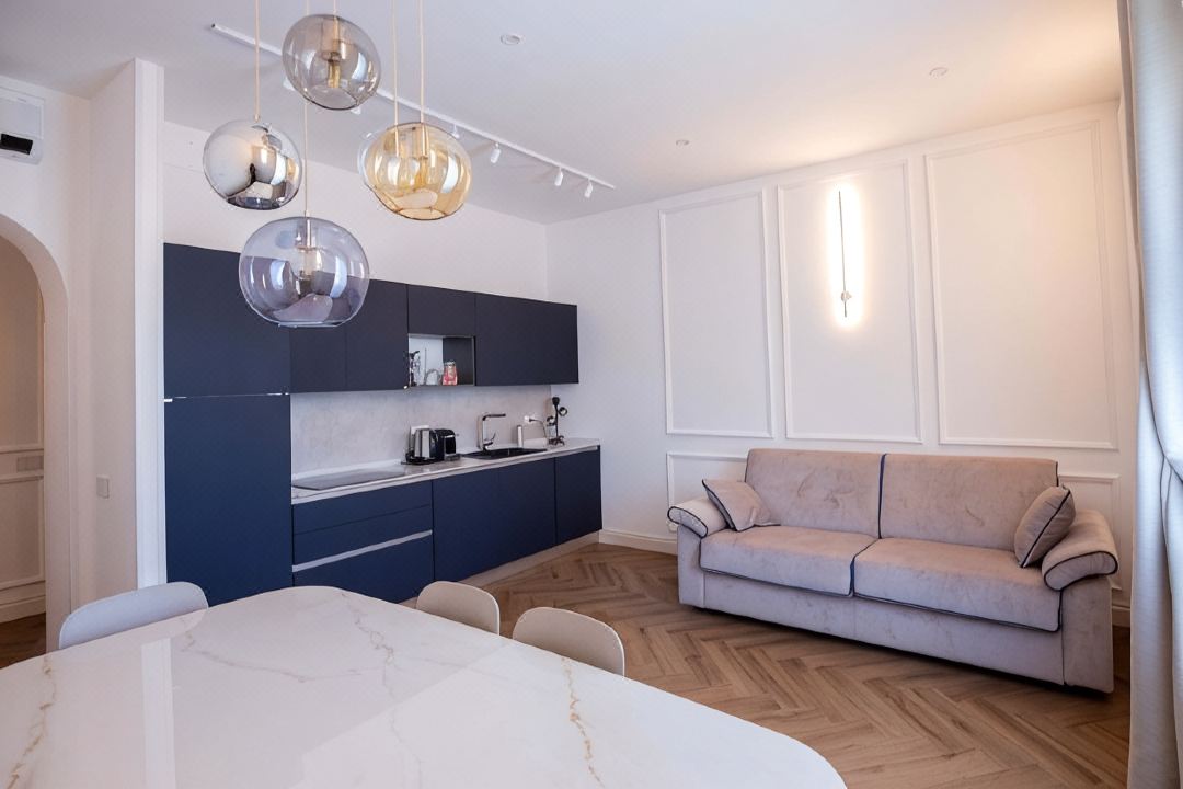 Colosseum Holidays - Luxury 3 Bedroom Apartment