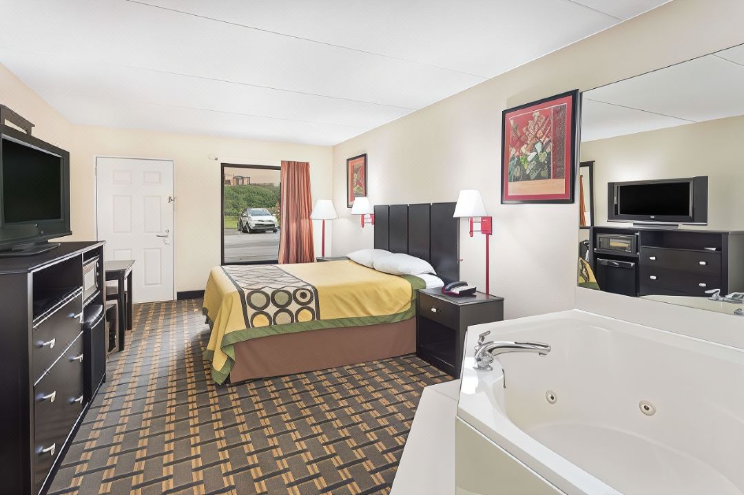 Super 8 by Wyndham Decatur/Lithonia/ATL Area