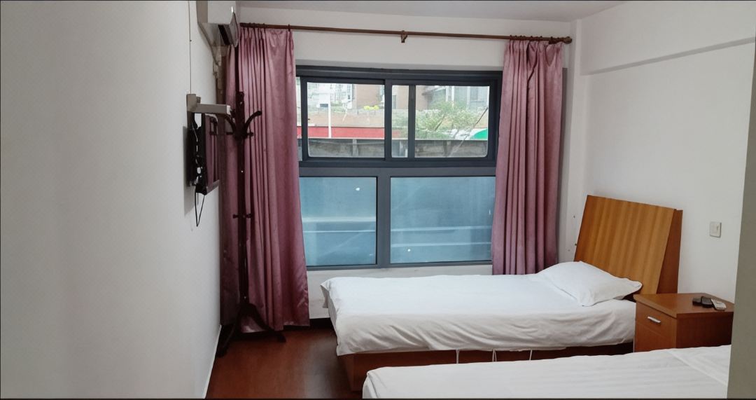 Shanghai Caihua Hotel