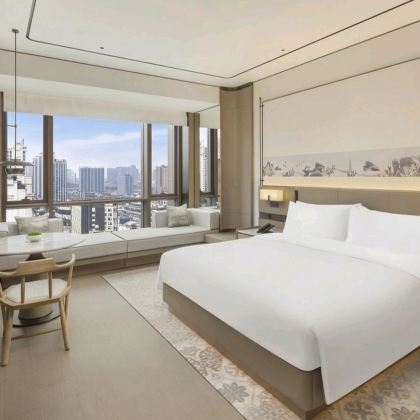 【自贡灯会】希尔顿逸林酒店 住宿+单早+灯会票+ 往返车 【自贡灯会】希尔顿逸林酒店 住宿+单早+灯会票+ 往返车