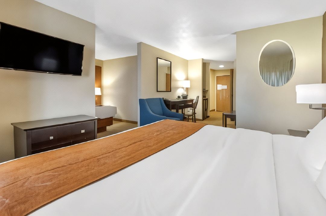 Comfort Suites Merrillville Near US 30