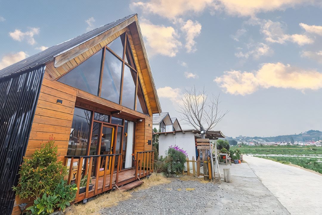 Cabin linggayoni Dieng
