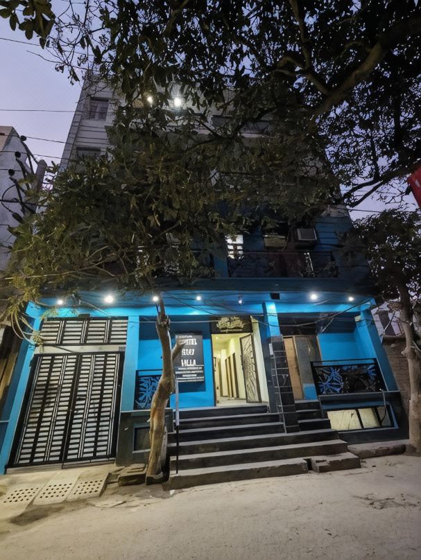 Mauryan Elite Hotel Chhatarpur Metro Station