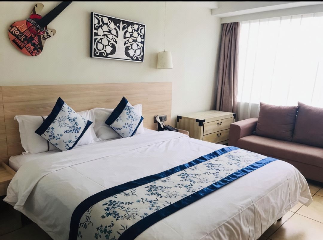 Jinju Hotel (Xiangzhou Main Station)