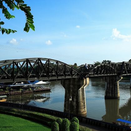 北碧府桂河大桥+爱侣湾瀑布一日游丨爱侣湾公园 | 战争博物馆 北碧府桂河大桥+爱侣湾瀑布一日游丨爱侣湾公园 | 战争博物馆