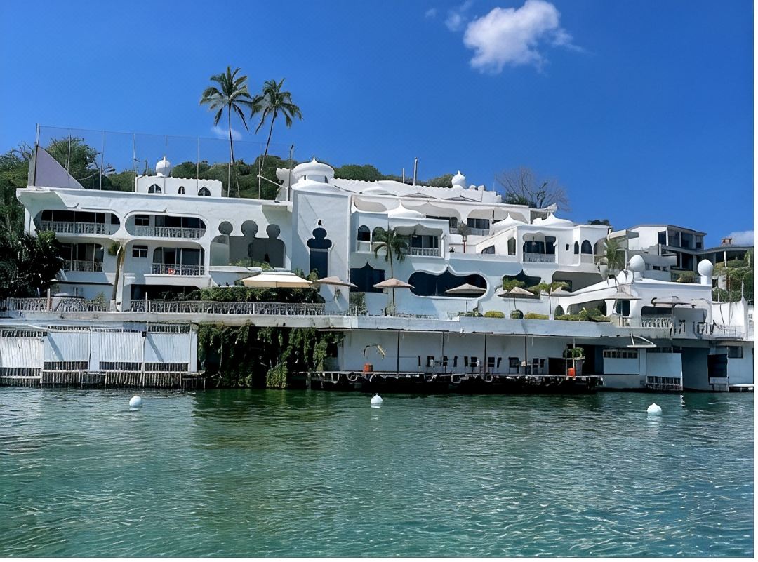 Marina Palace Tequesquitengo