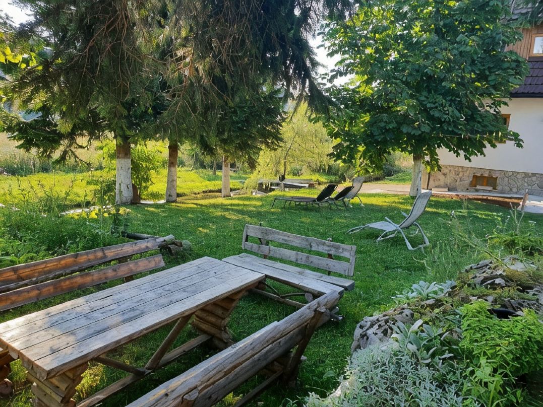 Rustic Inn River