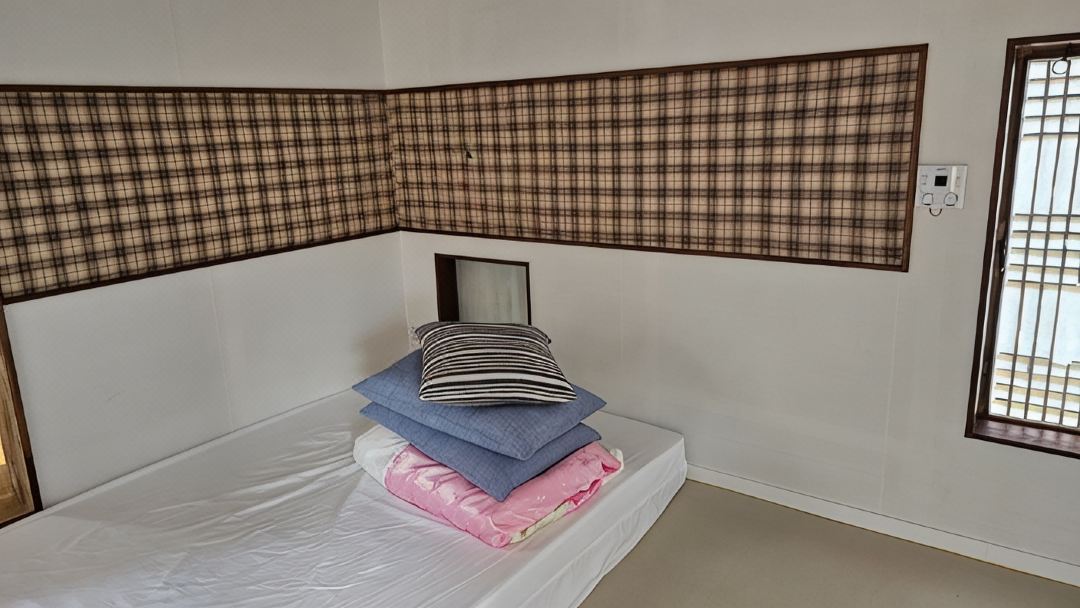 Yeondang Maeul Hanok Pension Rest