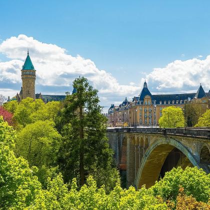 卢森堡佩特罗斯大峡谷+卢森堡大公宫+阿道夫桥-探秘袖珍王国 卢森堡佩特罗斯大峡谷+卢森堡大公宫+阿道夫桥-探秘袖珍王国