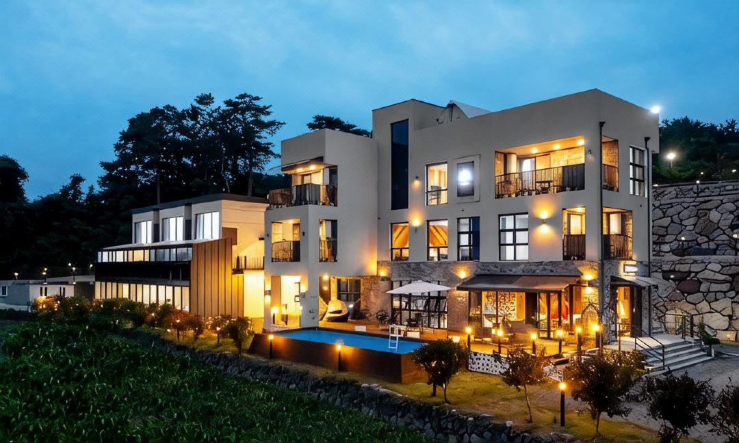 Namhae Sea Sun Pool Villa Pension