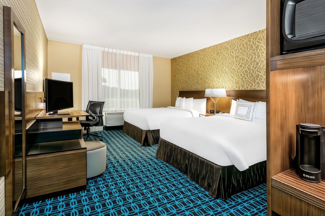 Fairfield Inn & Suites Van Canton Area