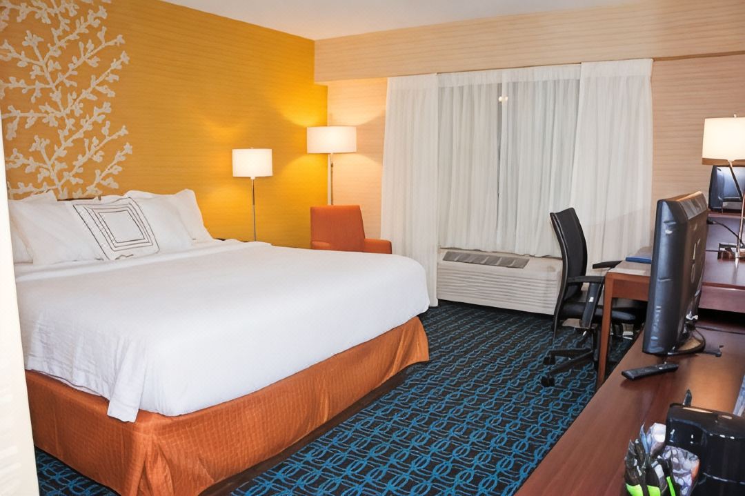 Fairfield Inn & Suites Butler