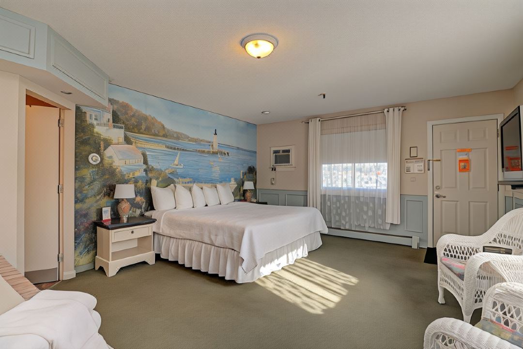 Vacationland Inn & Suites