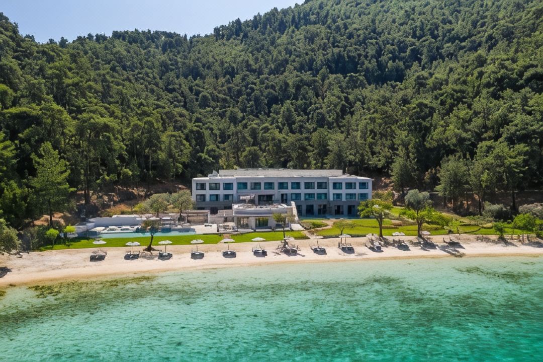 Vathi Cove Luxury Resort & Spa